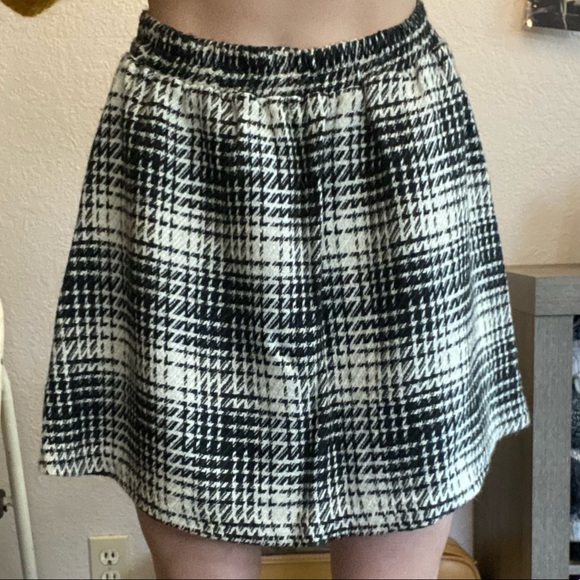 houndstooth mini skirt - Picture 3 of 5